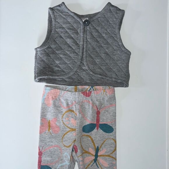 🛍CUTE Little Girls OUTFIT SIZE 3 MONRHS - Picture 1 of 7